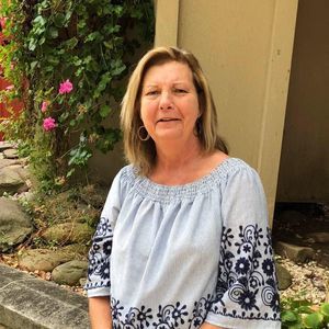 Meet your Posher, Vietta